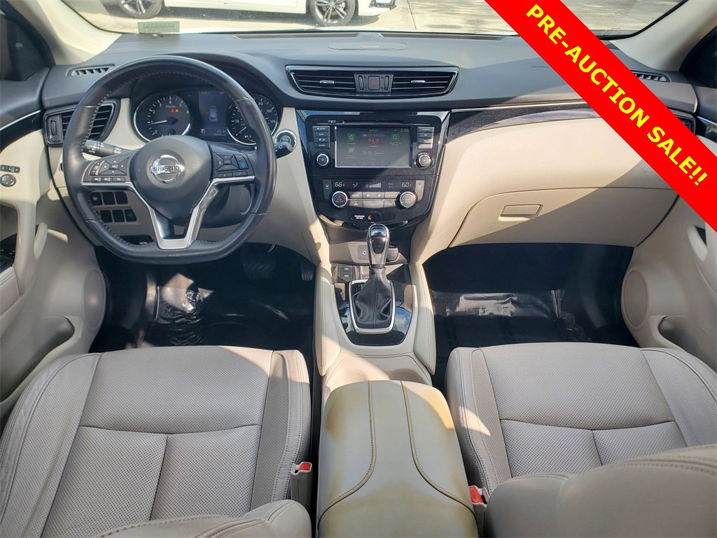 Used 2019 Nissan Rogue Sport SL w/ Premium Package image 9