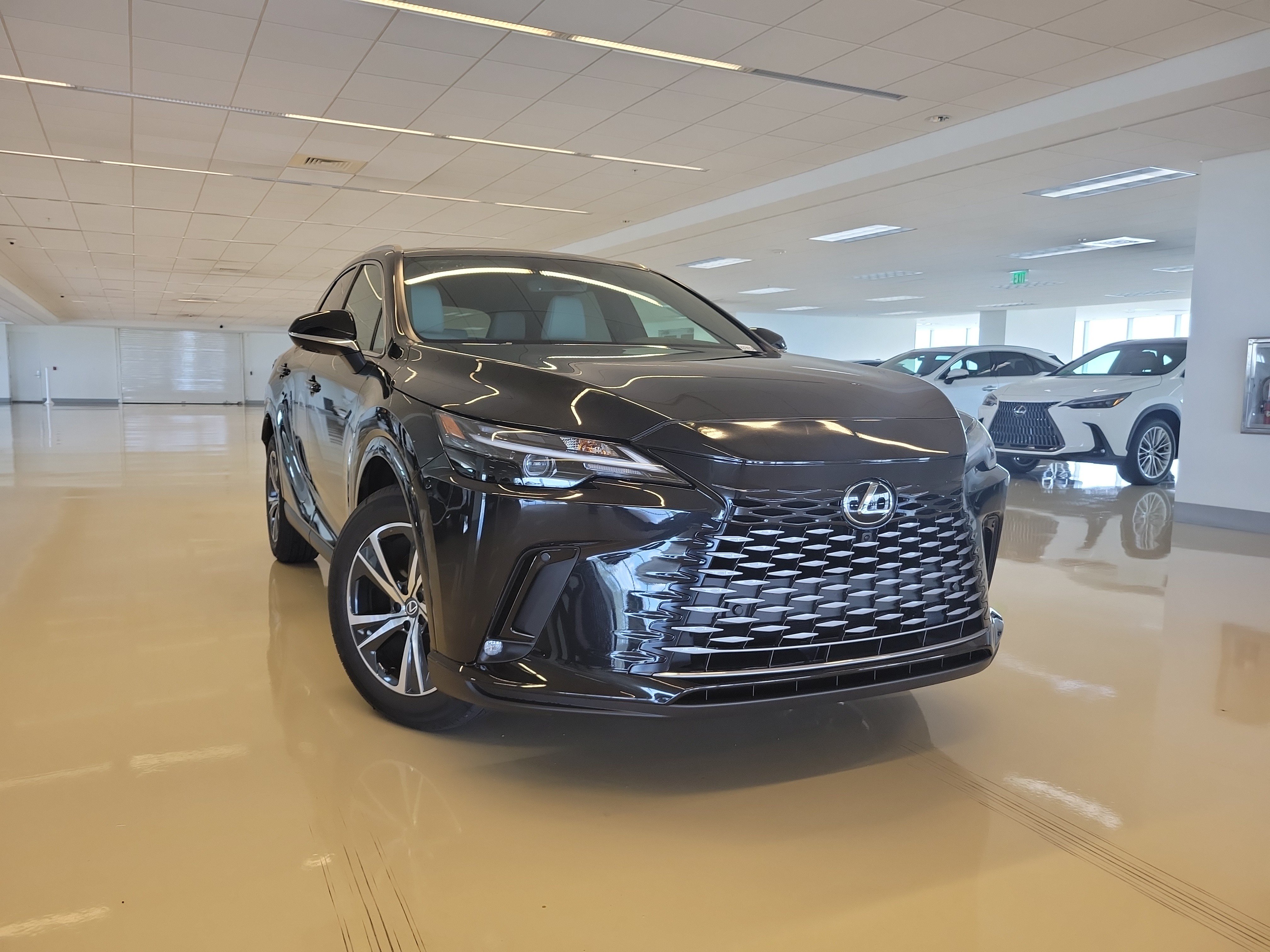 New 2026 Lexus RX 500h F Sport AWD/4WD image 2