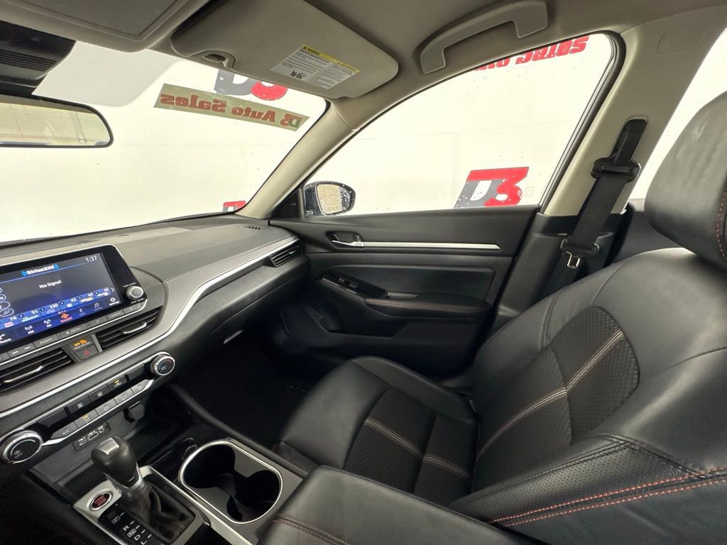 Used 2025 Nissan Altima 2.5 SR image 24