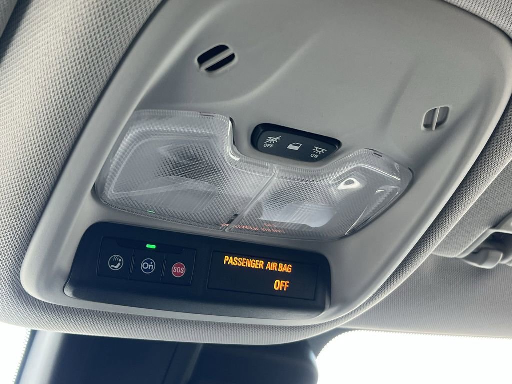 Used 2025 Chevrolet TrailBlazer LT image 14