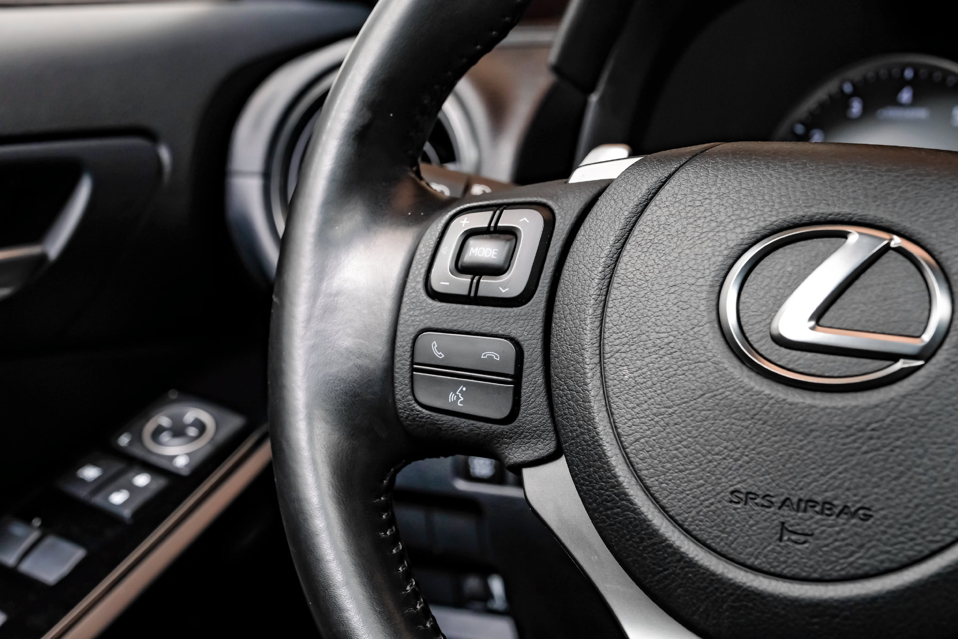 Used 2024 Lexus IS 350 F Sport RWD image 21