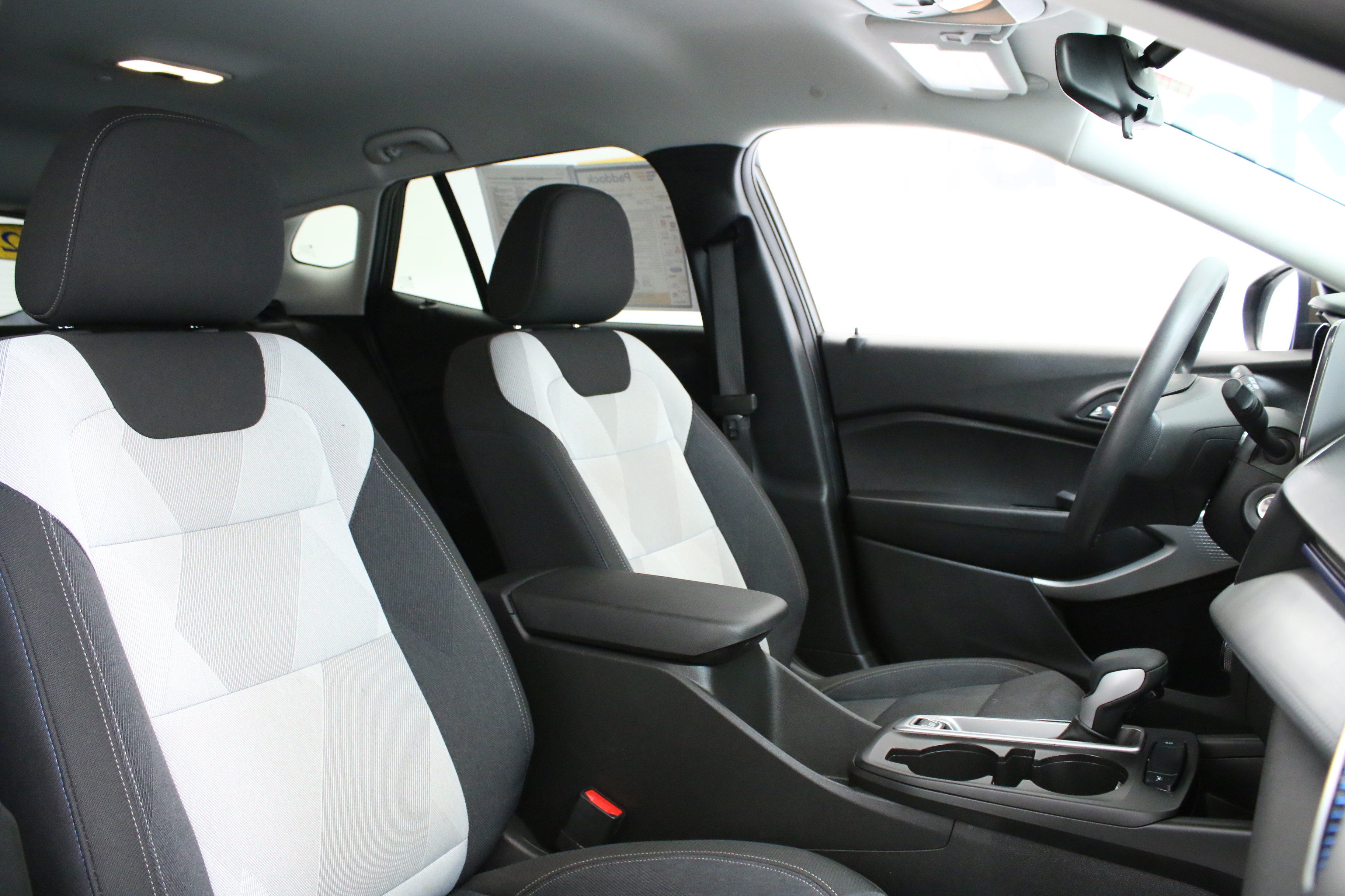 Used 2024 Chevrolet Trax LS w/ LS Convenience Package FWD image 38