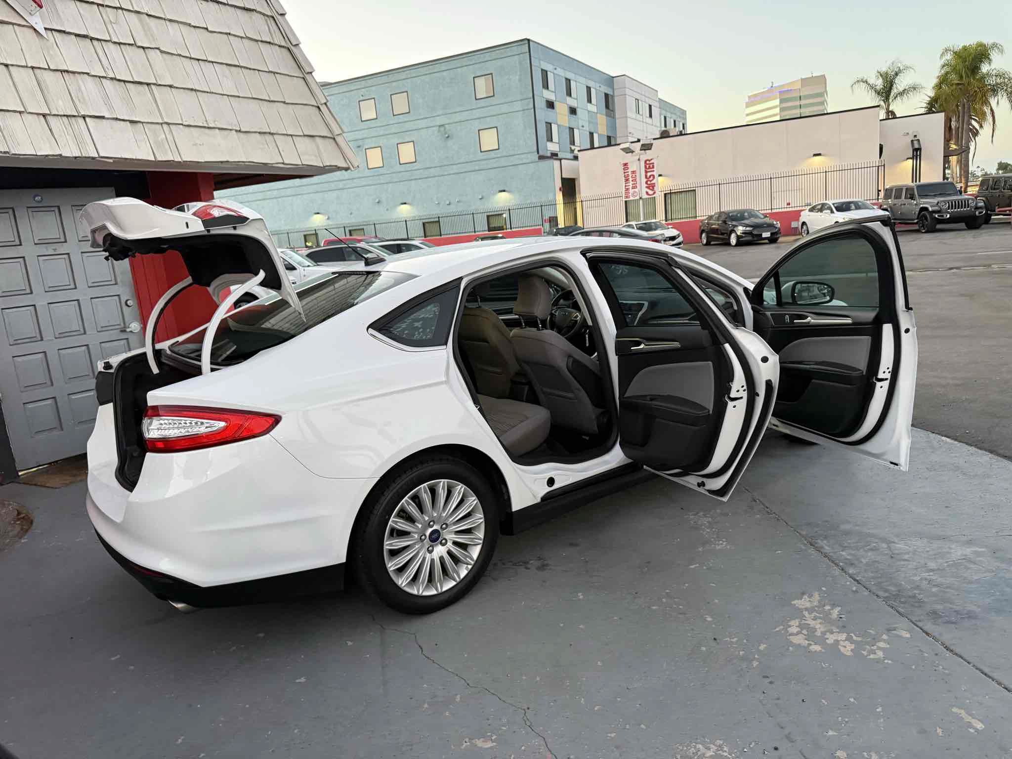 Used 2016 Ford Fusion S FWD image 36