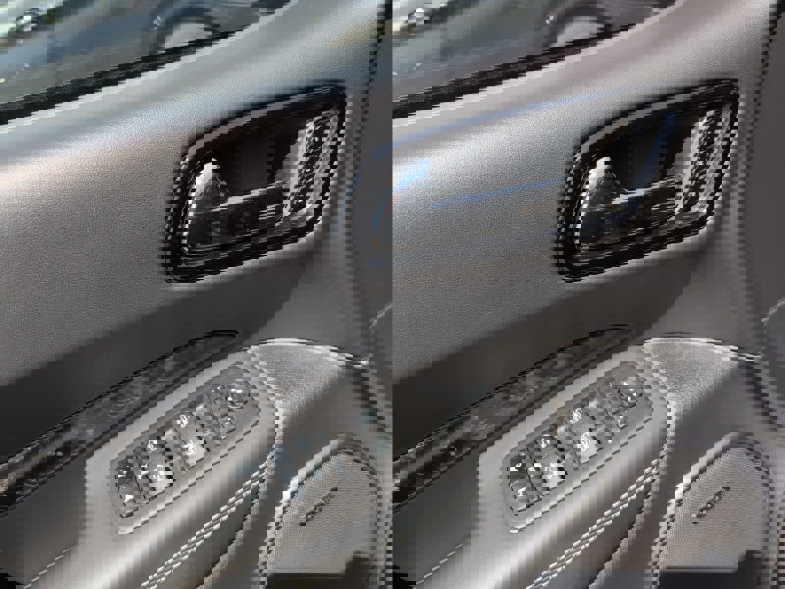 Used 2024 Dodge Durango SRT image 13