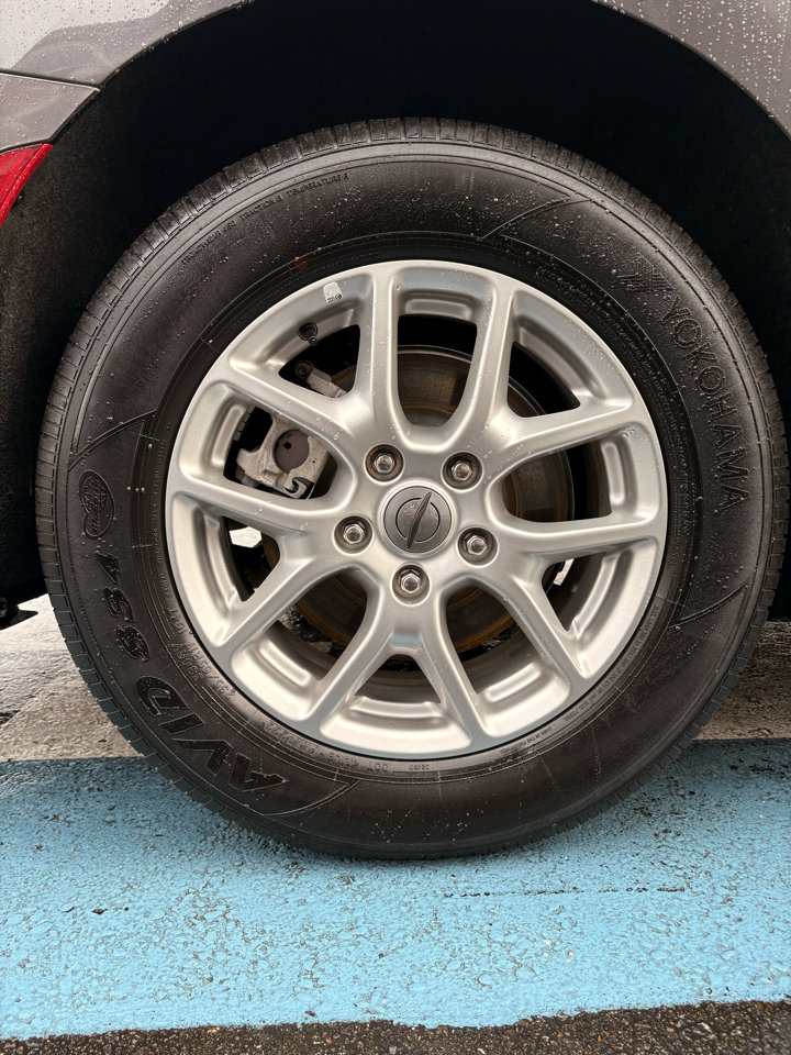 Used 2022 Chrysler Voyager LX image 26