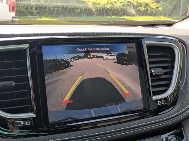 New 2025 Chrysler Pacifica Select image 21