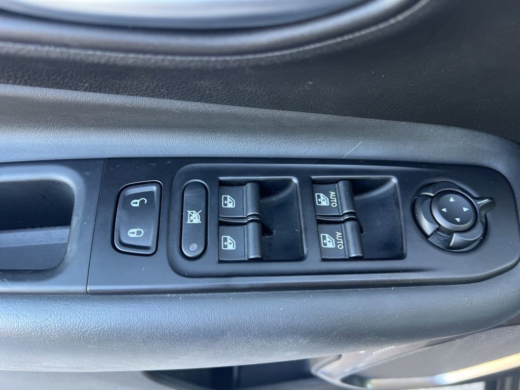 Certified 2020 Jeep Renegade Limited AWD/4WD image 45