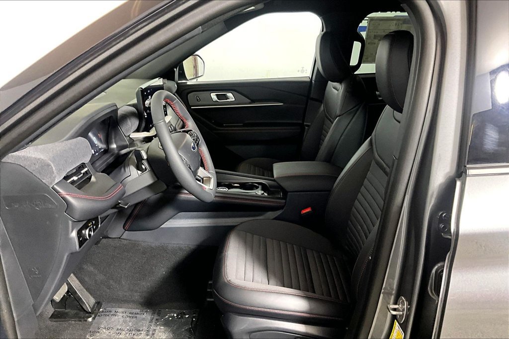 New 2026 Ford Explorer ST-Line w/ Premium Package RWD image 9