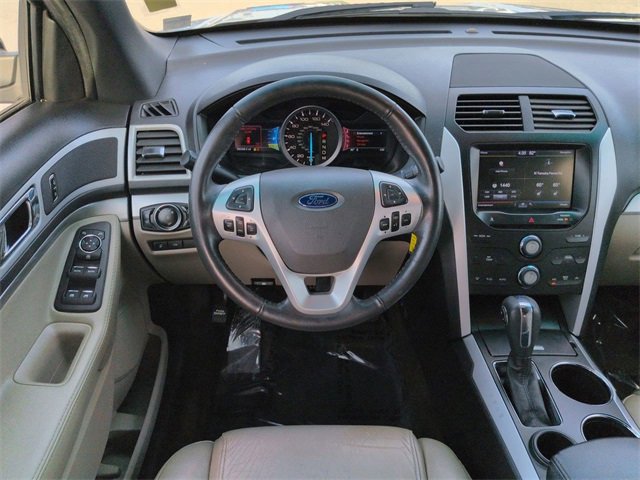 Used 2013 Ford Explorer XLT image 16