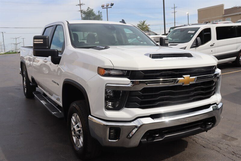 Used 2025 Chevrolet Silverado 2500 LT w/ Convenience Package