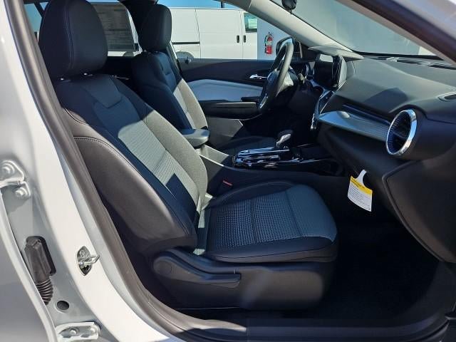New 2026 Chevrolet Trax LT w/ Driver Confidence Package FWD image 27