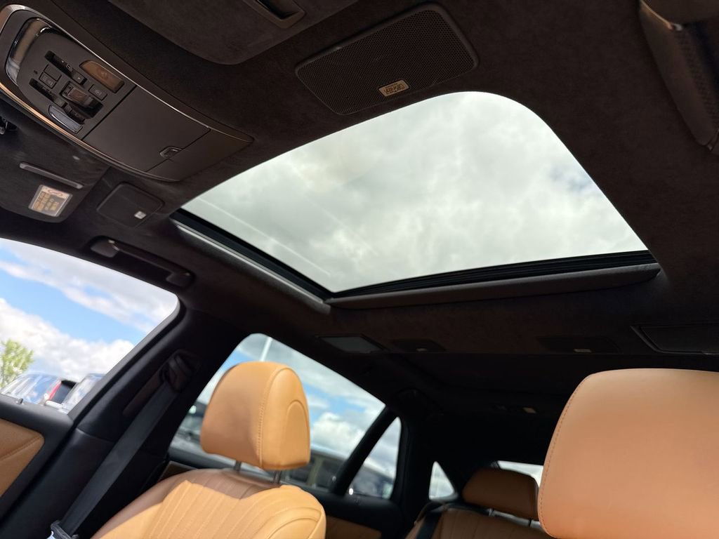 Used 2022 Lexus LS 500 AWD w/ Interior Upgrade Package image 11