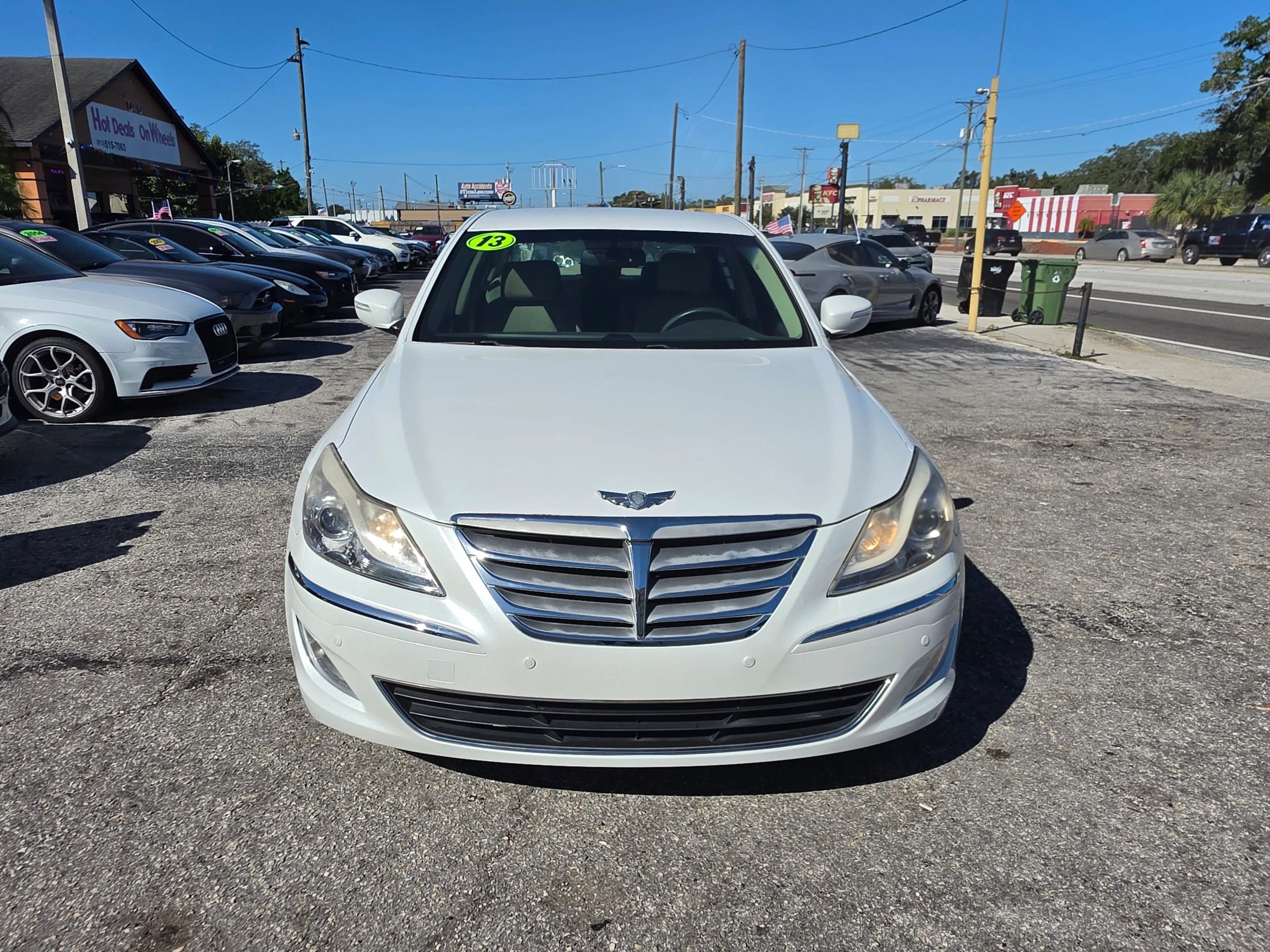 Used 2013 Hyundai Genesis 3.8 RWD image 2