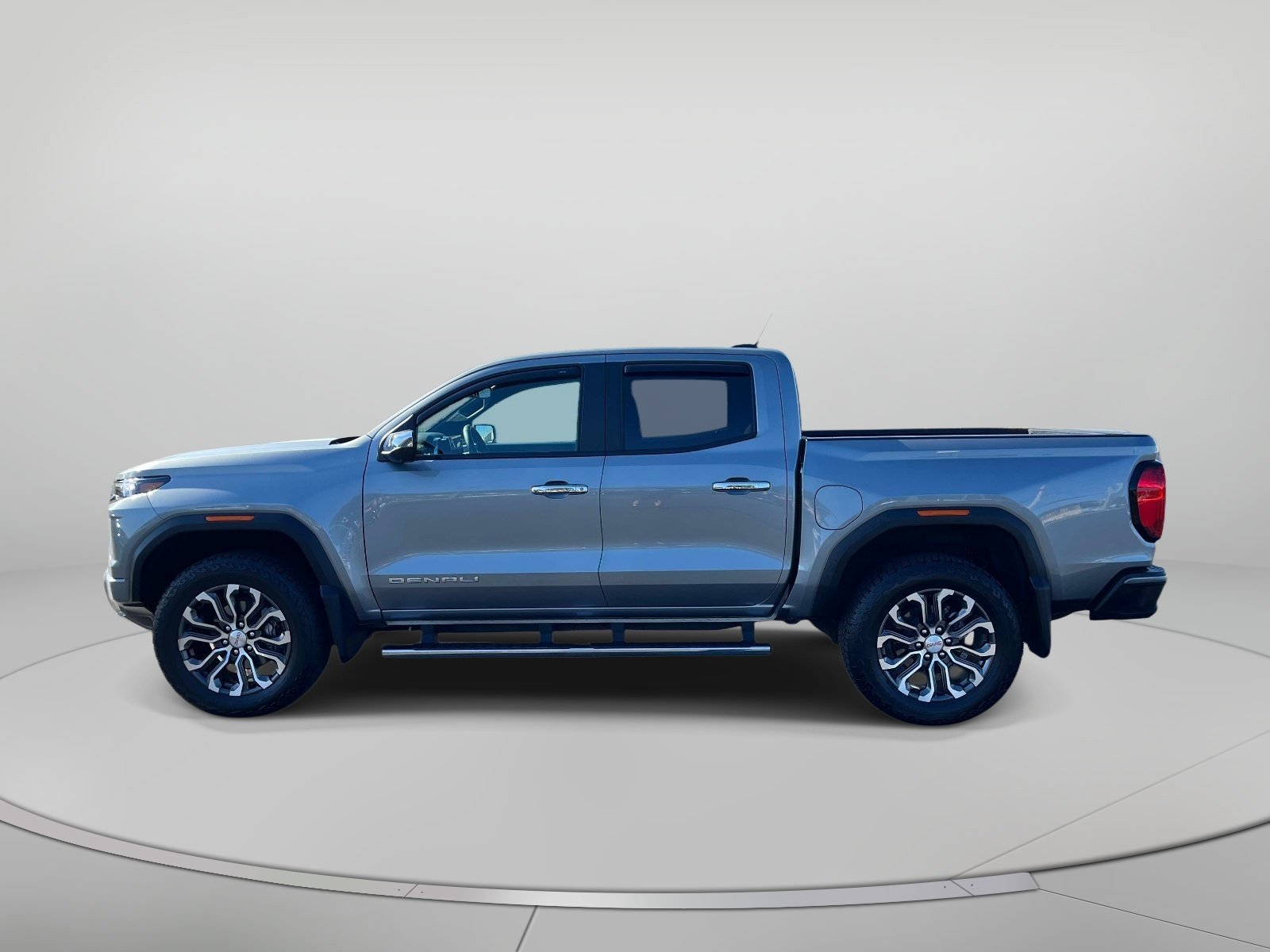 Used 2026 GMC Canyon Denali AWD/4WD image 8