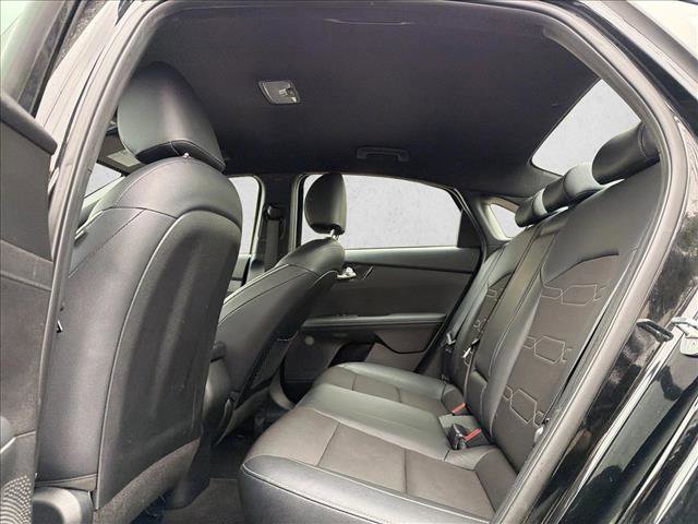 Used 2023 Kia Forte GT-Line image 22