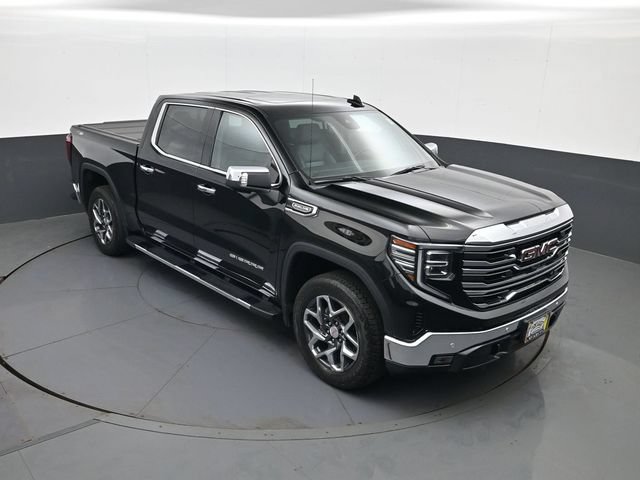 Used 2024 GMC Sierra 1500 SLT w/ SLT Premium Plus Package AWD/4WD image 15