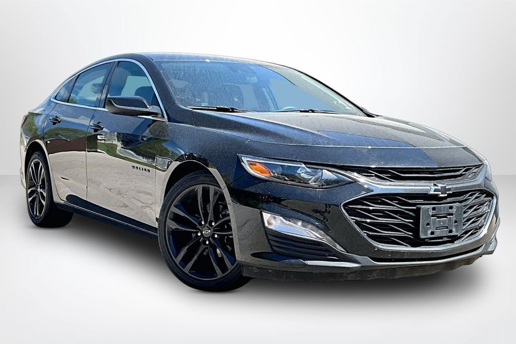 Used 2024 Chevrolet Malibu LT w/ Midnight Edition FWD image 3