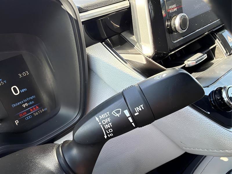 Used 2020 Toyota Corolla SE FWD image 38