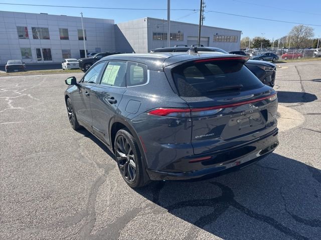 Used 2025 Toyota Crown Signia w/ Advanced Technology Package image 9