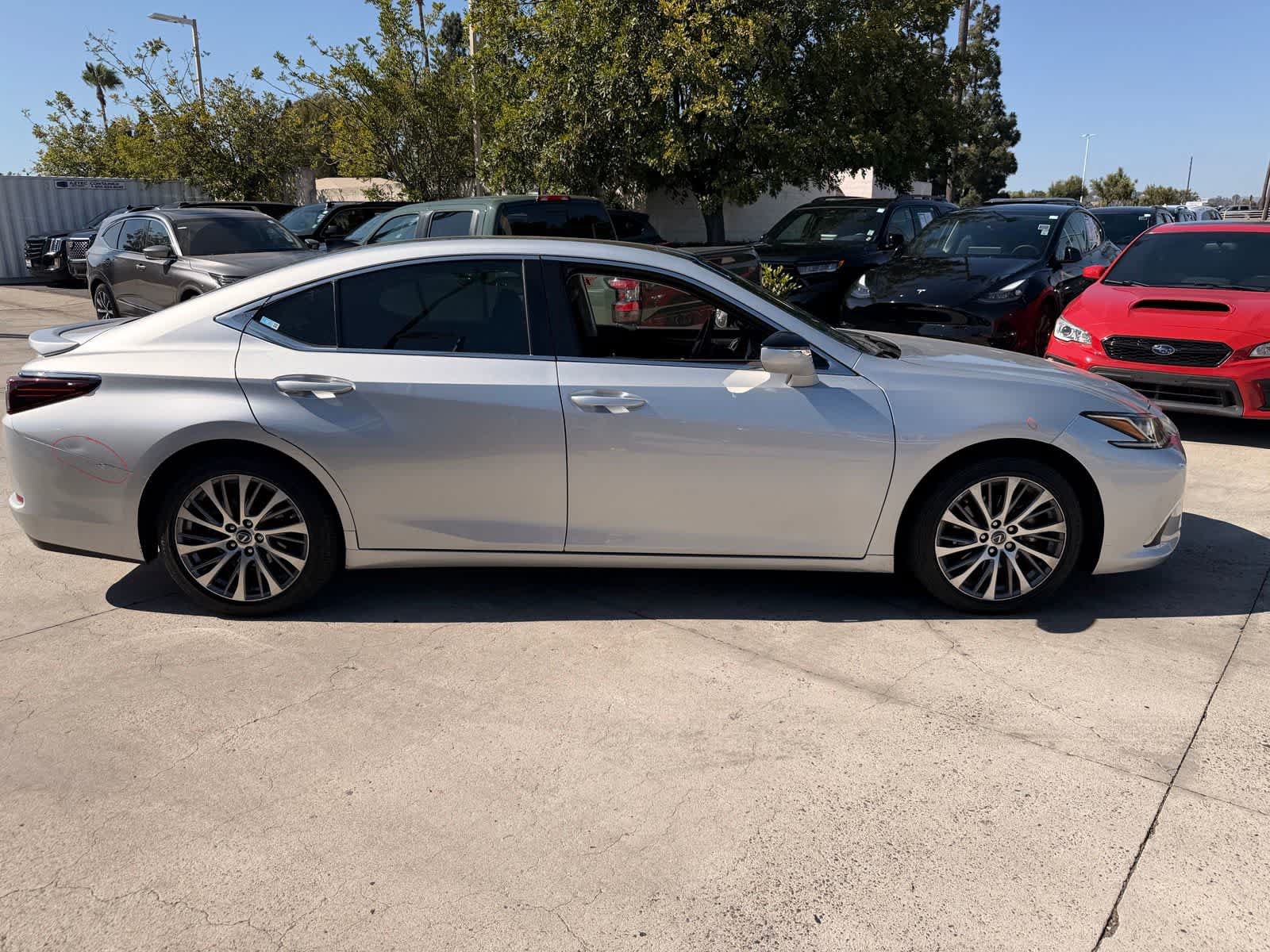 Used 2021 Lexus ES 350 w/ Premium Package FWD image 6