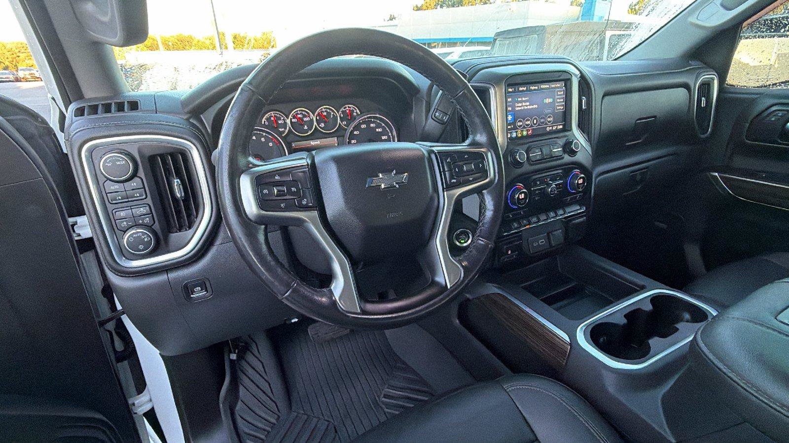Used 2021 Chevrolet Silverado 1500 RST w/ All Star Edition Plus AWD/4WD image 25