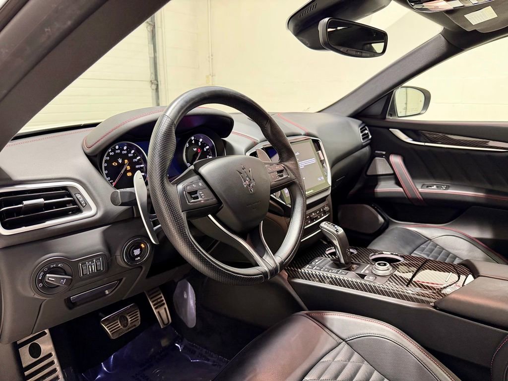 Used 2023 Maserati Ghibli Trofeo image 22
