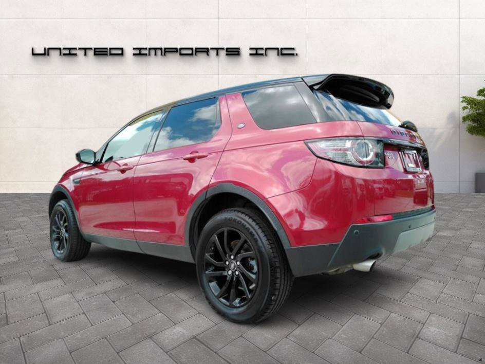 Used 2017 Land Rover Discovery Sport HSE image 3