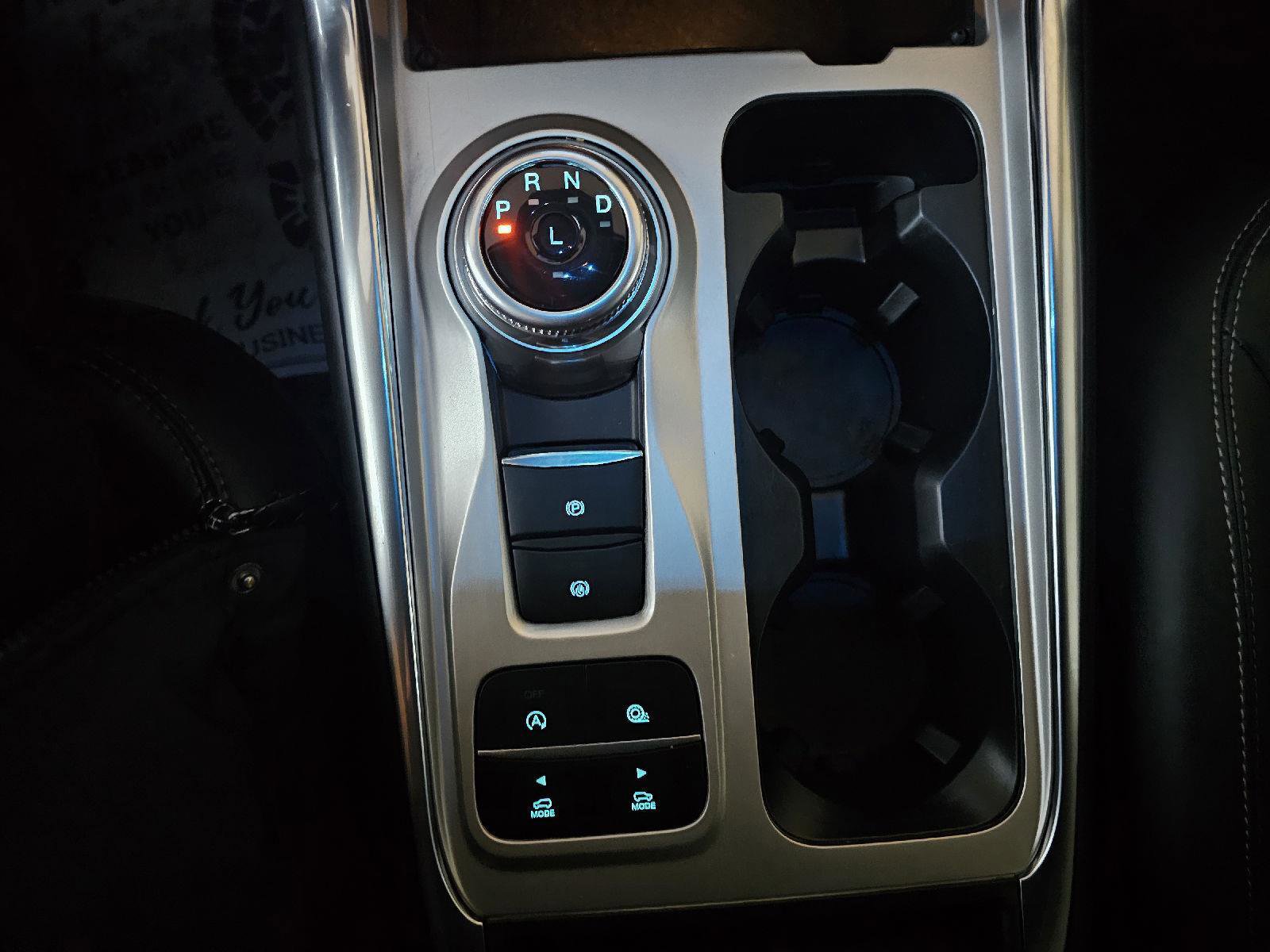 Used 2024 Ford Explorer XLT w/ Equipment Group 202A image 25