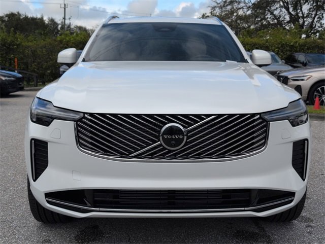 New 2026 Volvo XC90 T8 Plus image 3