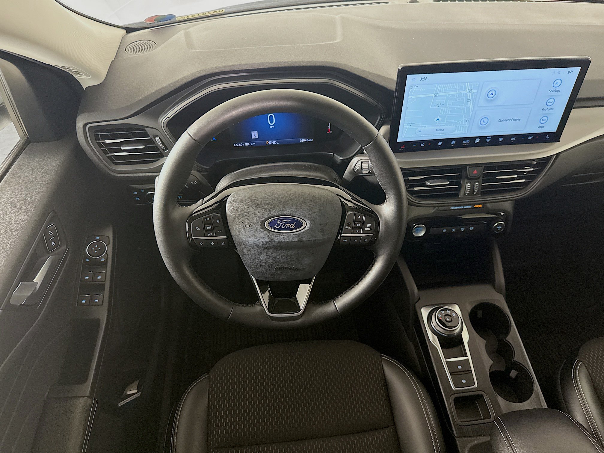 Used 2025 Ford Escape SE w/ Class II Trailer Tow Package FWD image 27