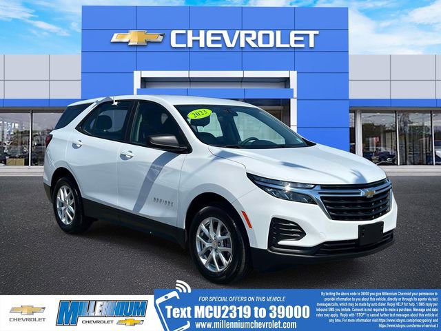 Used 2023 Chevrolet Equinox LS w/ Driver Confidence II Package FWD image 1