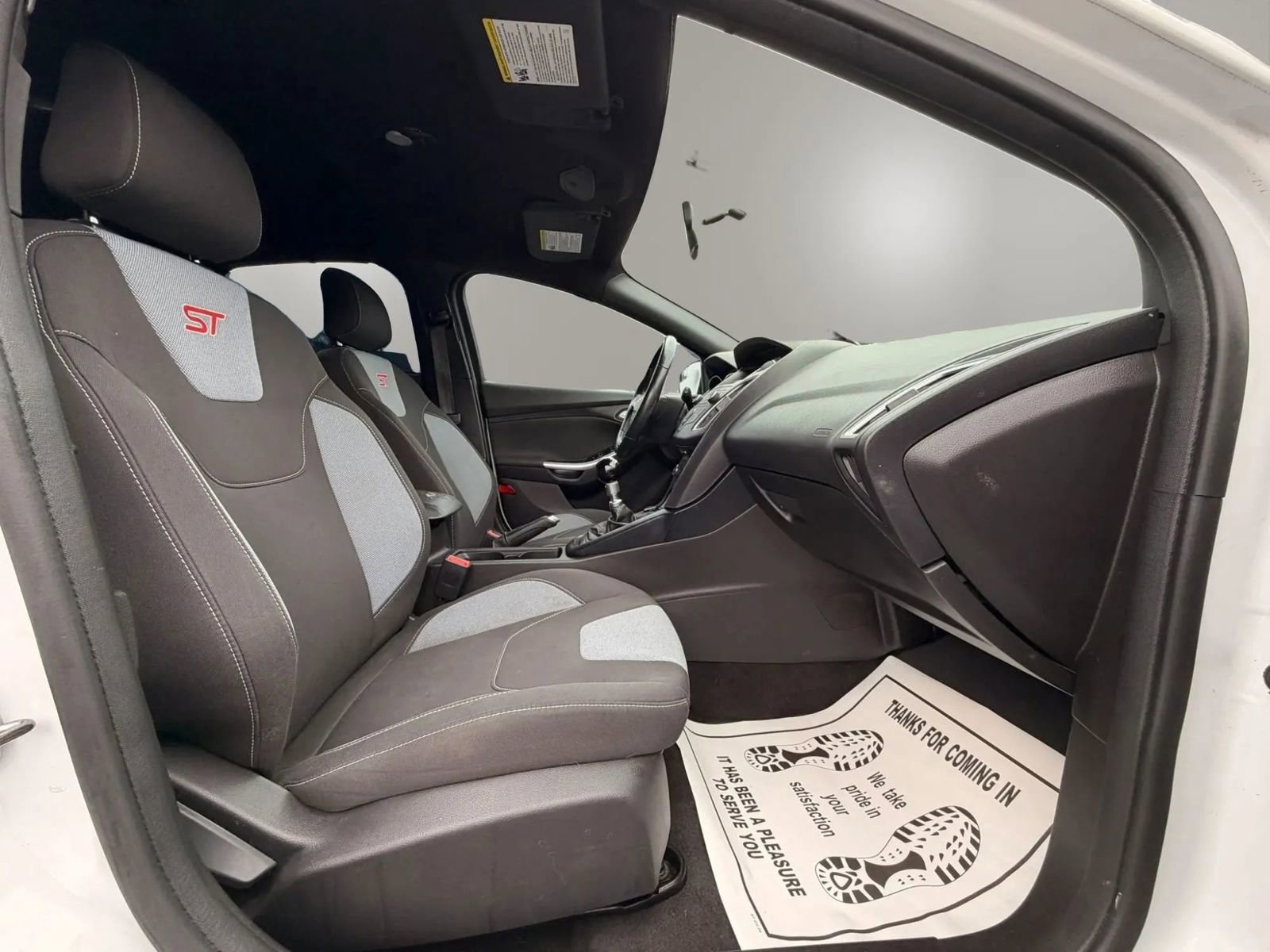 Used 2017 Ford Focus ST FWD image 17