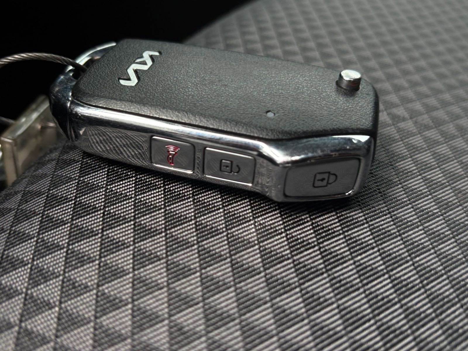 Used 2025 Kia Soul LX w/ LX Technology Package FWD image 21