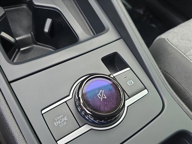Used 2025 Volkswagen Tiguan S image 12