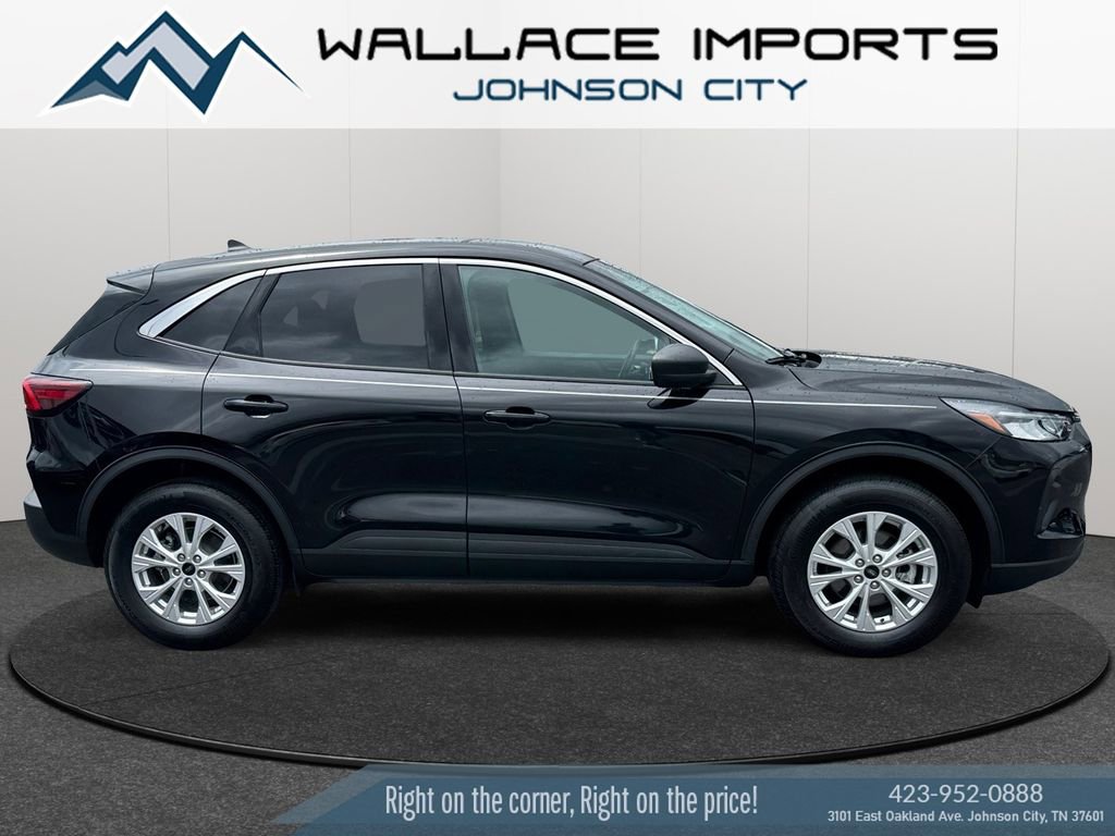 Used 2024 Ford Escape Active AWD/4WD image 6