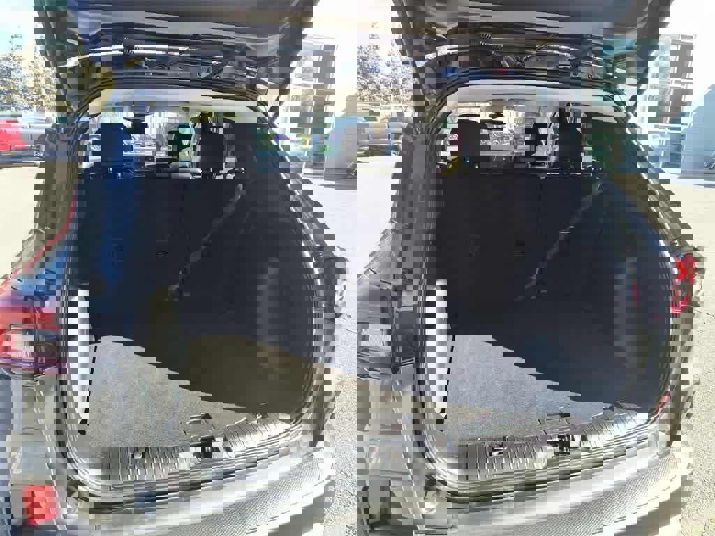 Used 2023 Ford Escape Platinum image 26