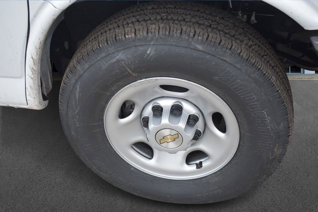 New 2026 Chevrolet Express 2500 w/ Driver Convenience Package image 12
