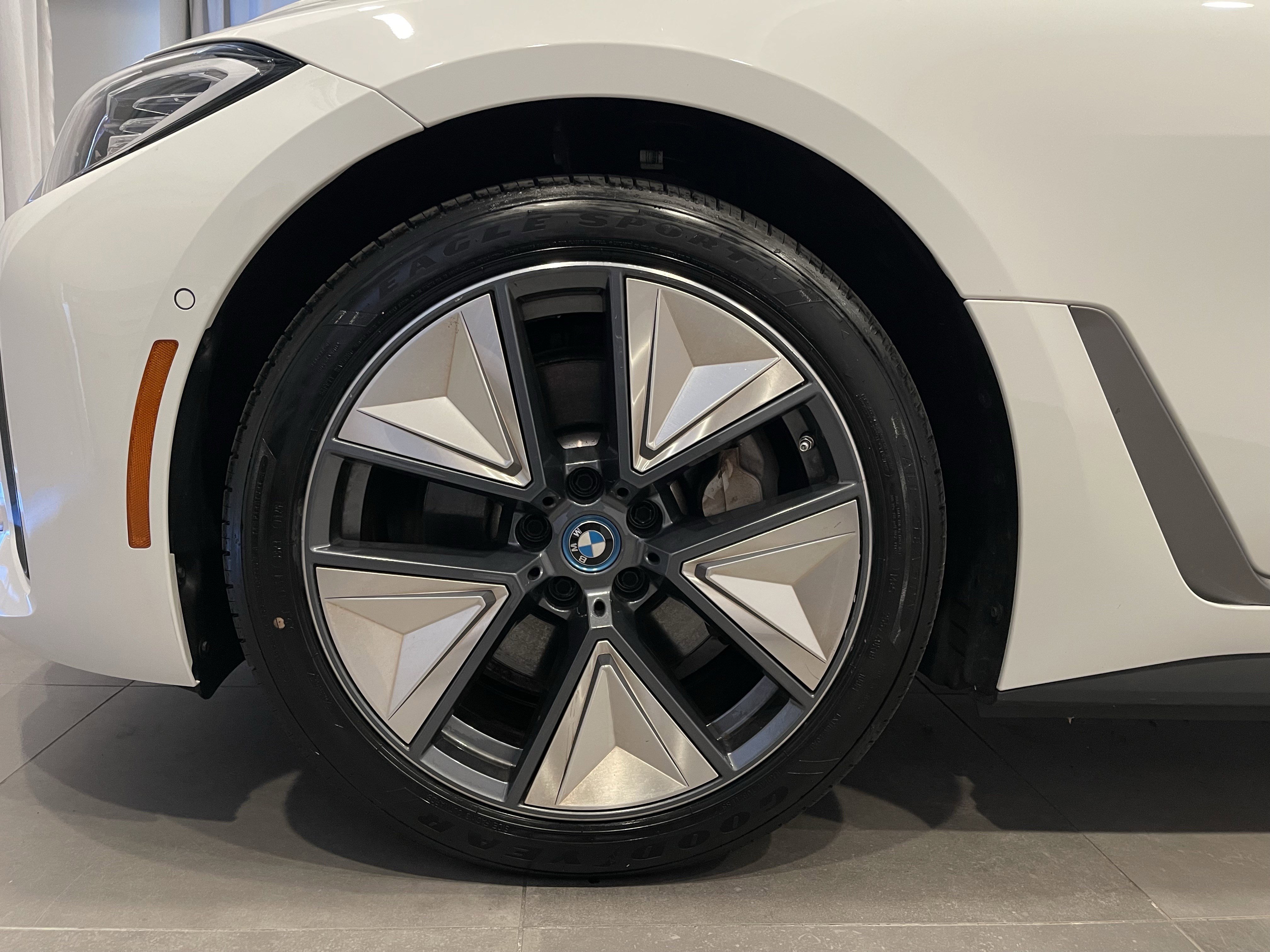 Certified 2023 BMW i4 eDrive35 w/ Premium Package image 7