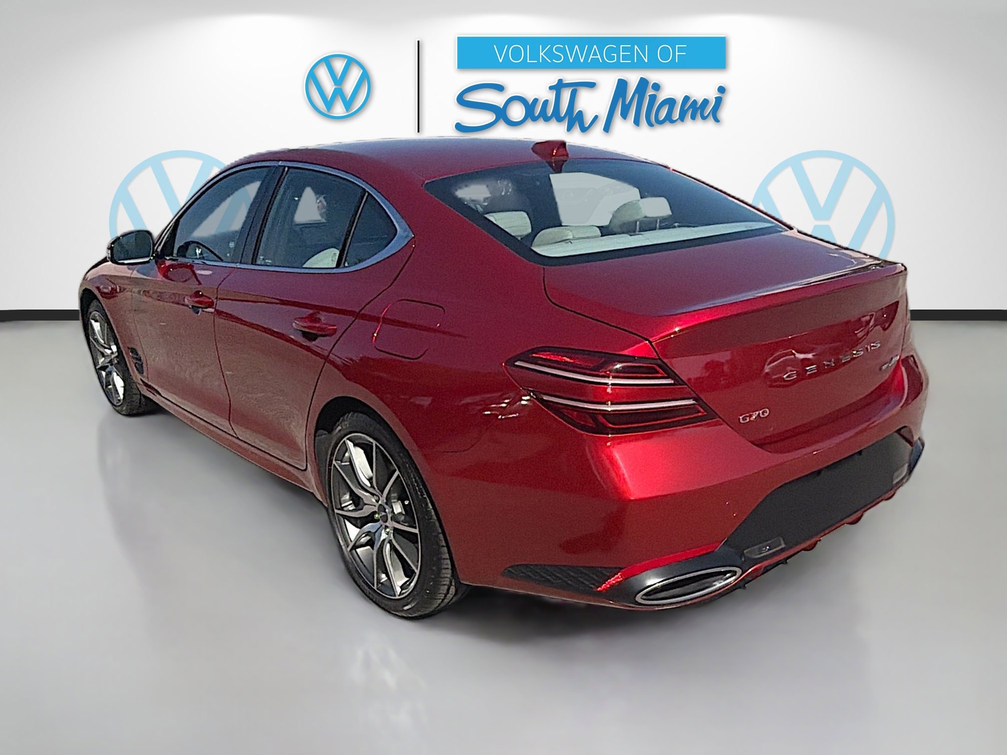 Used 2022 Genesis G70 3.3T image 5