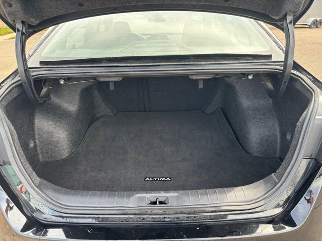 Used 2024 Nissan Altima 2.5 SV image 18