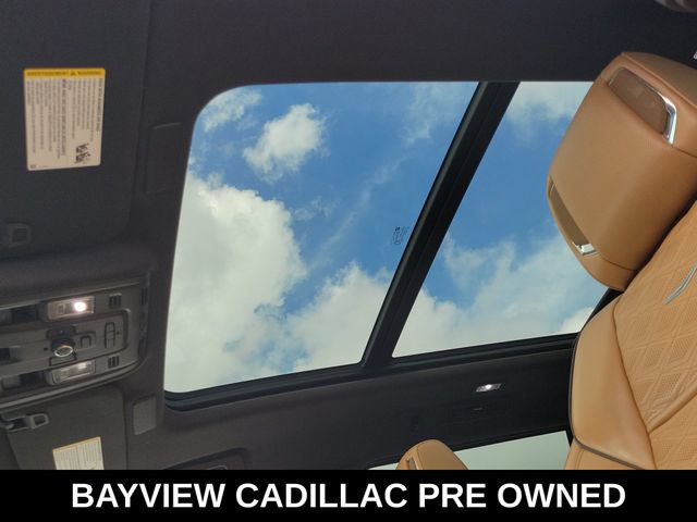 Used 2022 Cadillac Escalade ESV Premium Luxury AWD/4WD image 22