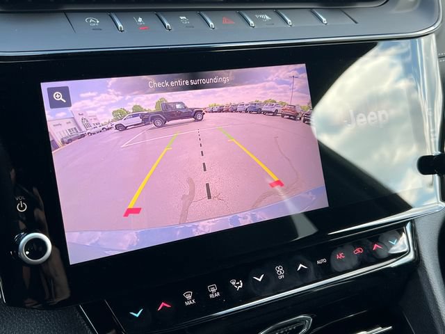 New 2026 Jeep Grand Cherokee L Limited w/ Limited Altitude Package AWD/4WD image 24