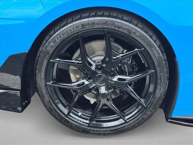 Used 2023 Chevrolet Corvette Stingray Preferred Conv w/ 2LT RWD image 18