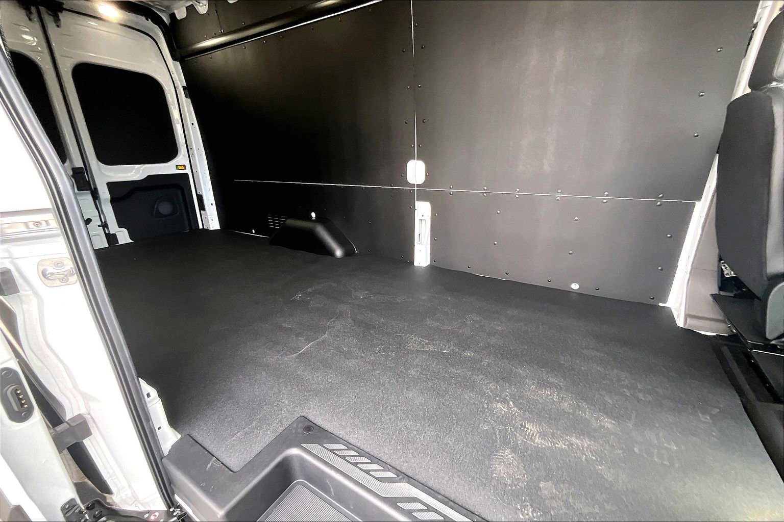 New 2026 Ford Transit 350 148 High Roof Extended w/ Load Area Protection Package RWD image 9