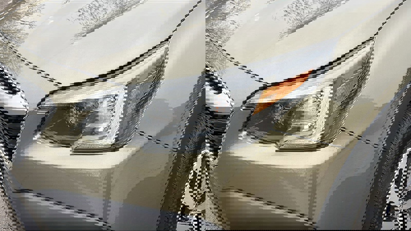 Used 2020 Subaru Outback Premium image 8