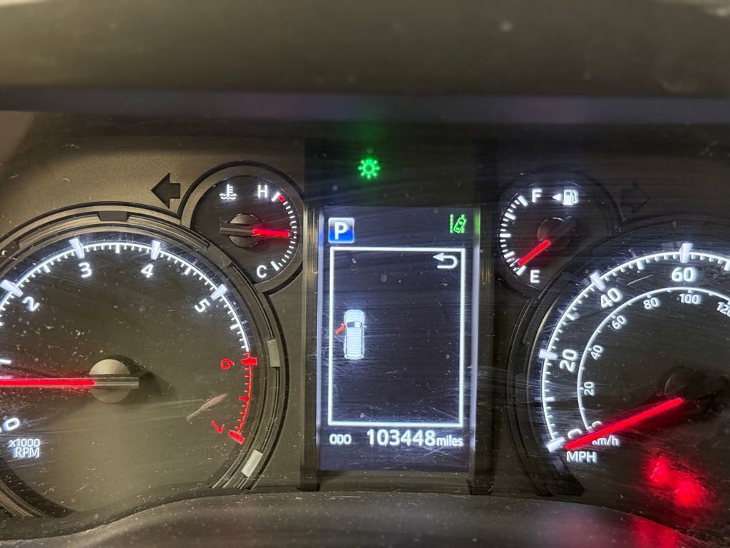 Used 2020 Toyota 4Runner SR5 AWD/4WD image 12