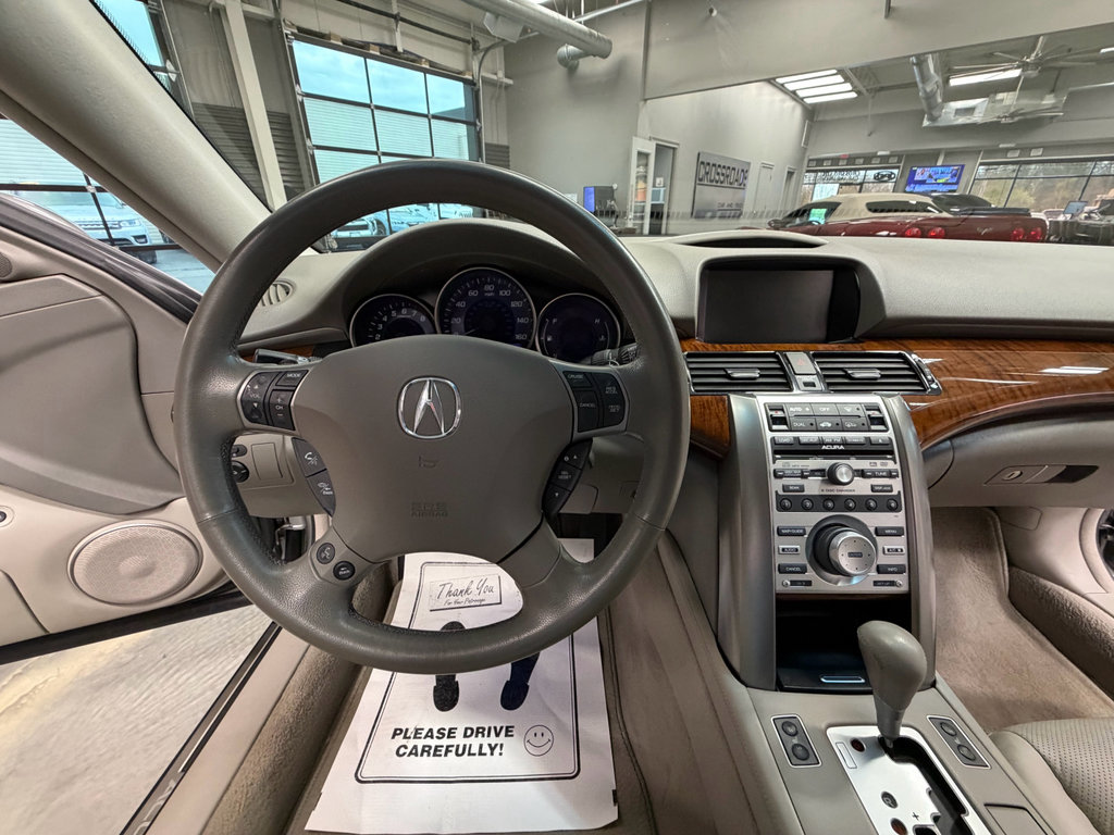 Used 2007 Acura RL w/ Technology Package AWD/4WD image 11