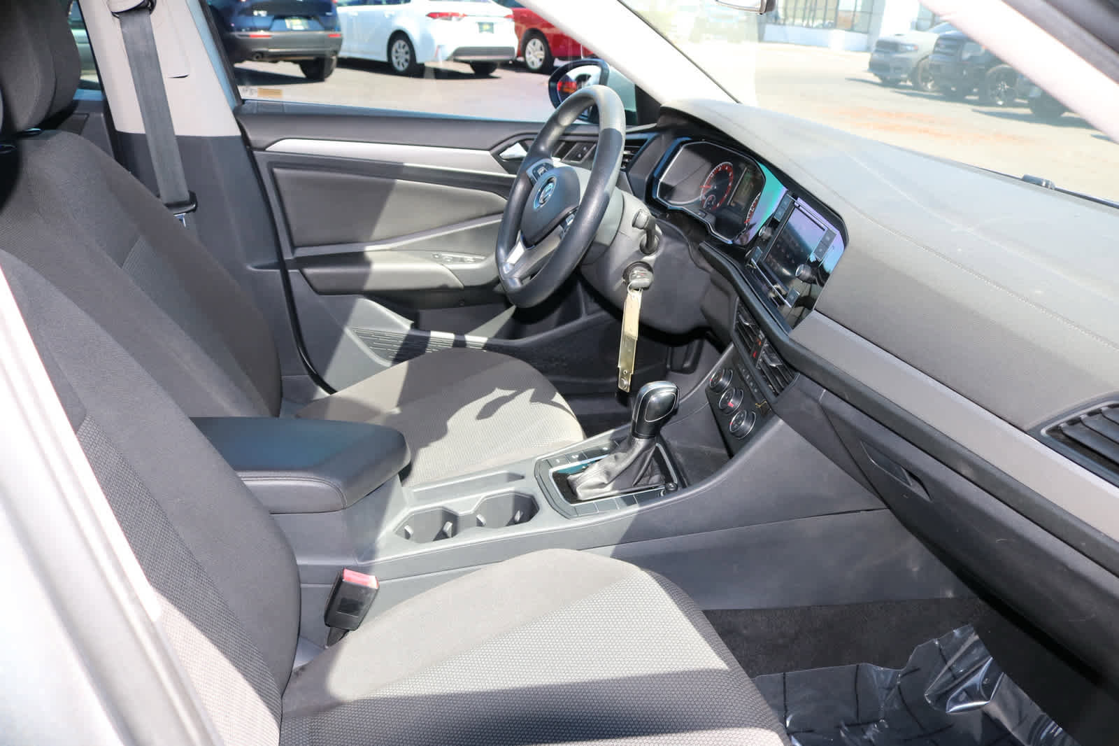 Used 2019 Volkswagen Jetta S w/ Driver Assistance Package FWD image 19
