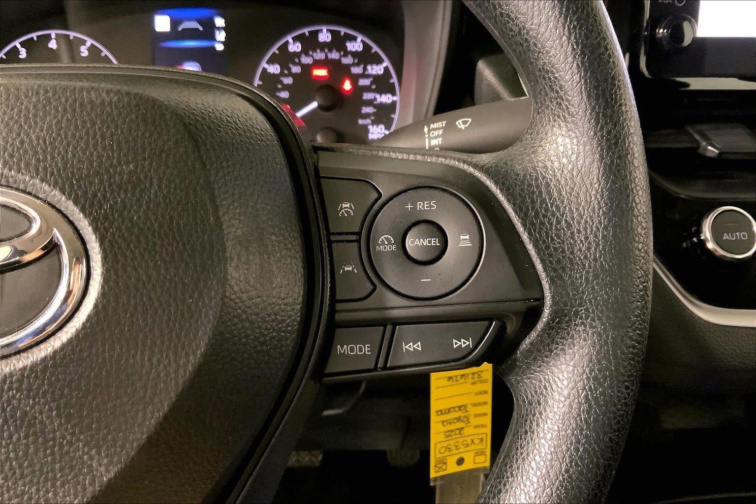Used 2025 Toyota Corolla LE FWD image 19