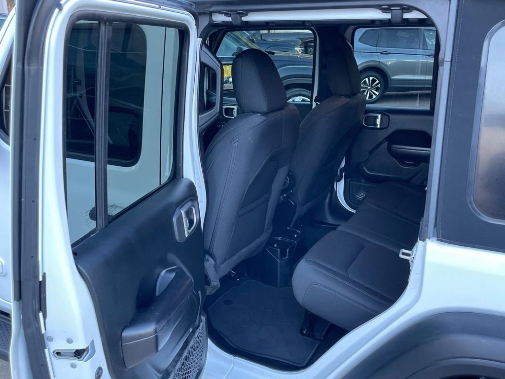 Used 2021 Jeep Wrangler Unlimited Sport image 24